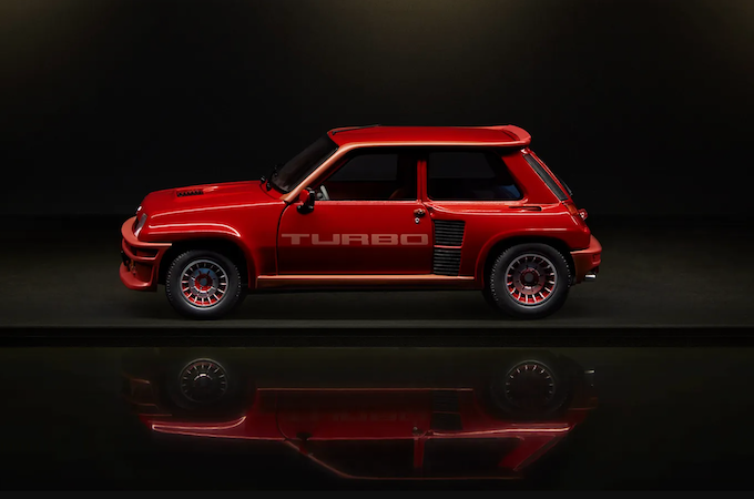 Shop Renault Lifestyle